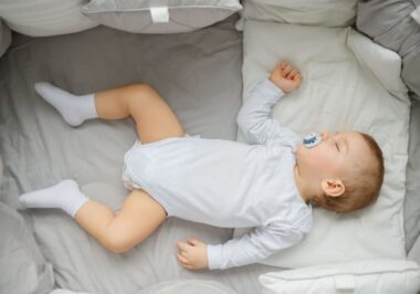 Kiedy poduszka dla dziecka będzie wskazana? Zalecenia